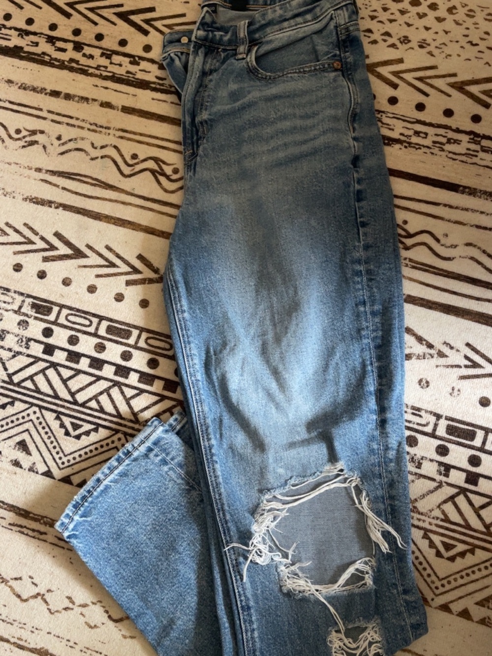 Light Blue Distressed Women’s Jeans